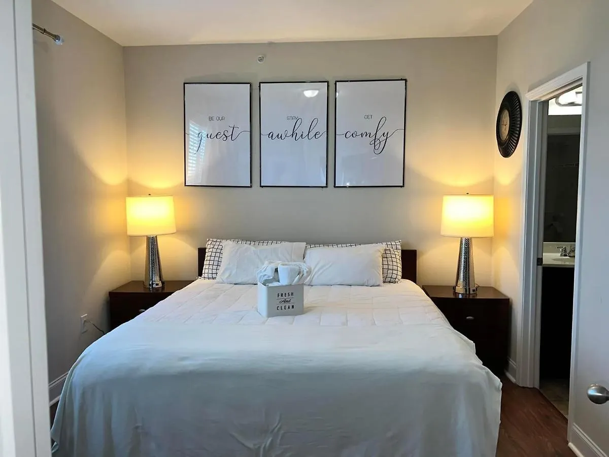 Serene **Uptown** 2Br/2Ba Apartment 夏洛特